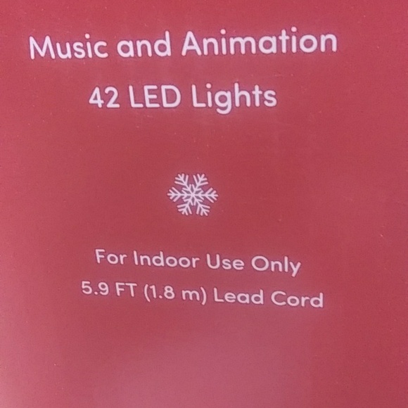 Members Mark Pre-Lit Musical Village - Picture 3 of 6